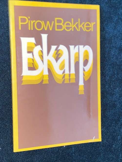 ESKARP BY PIROW BEKKER