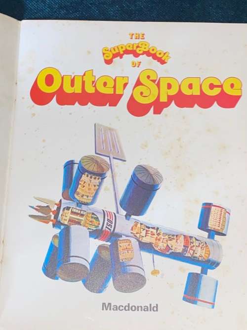 THE SUPERBOOK OF OUTER SPACE