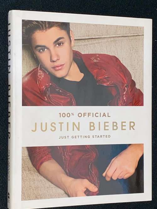 100% OFFICIAL JUSTIN BIEBER JUST GETTING STARTED
