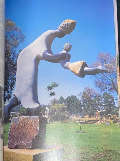 CHAPUNGU - SINGAPORE CONTEMPORARY SCULPTURE FROM ZIMBABWE AFRICA 1997