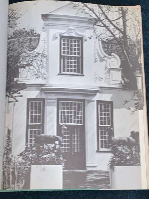 THE WHITE WALLED BEAUTY OF THE CAPE A SELECTION OF PHOTOGRAPHS EXHIBITED  IN  CAPE TOWN & PRETORIA