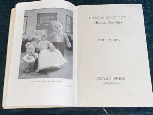 DRESSED SOFT TOYS ANIMAL FAMILIES BY EDITH MOODY