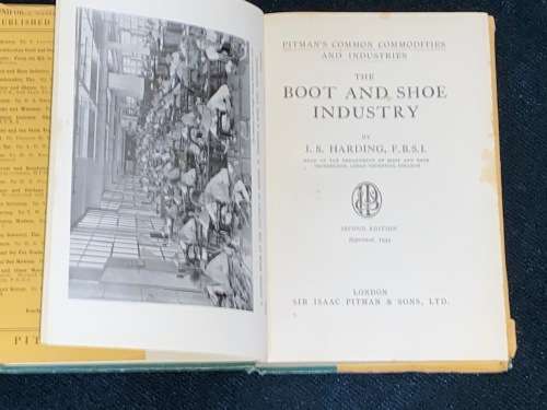 THE BOOT & SHOE INDUSTRY BY J.S. HARDING 1934