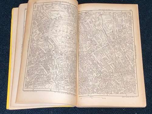 GEOGRAPHERS A TO Z ATLAS OF LONDON AND SUBURBS VINTAGE GUIDE
