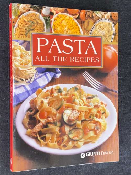 PASTA ALL THE RECIPES GIUNTI DEMETRA