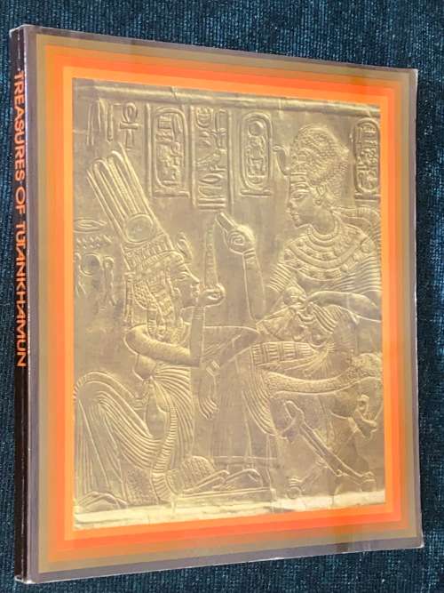TREASURES OF TUTANKHAMUN