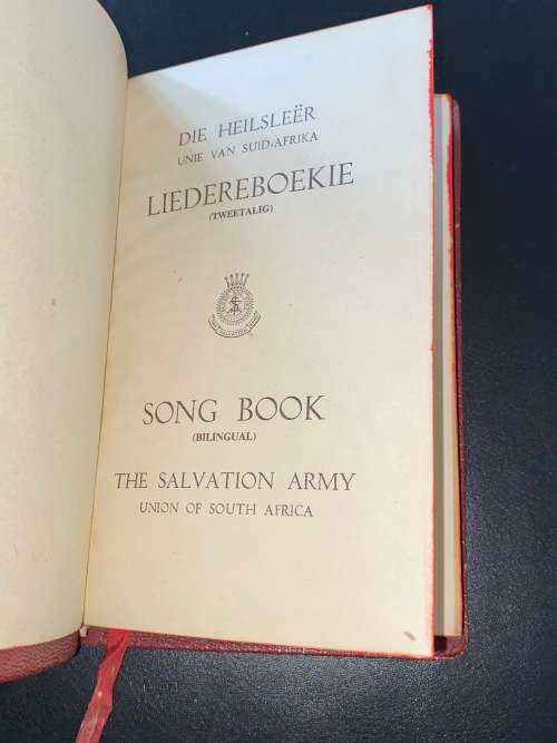 THE SALVATION ARMY SONGBOOK  UNION OF SOUTH AFRICA / DIE HEILSLEER LIEDEREBOEKIE 1956