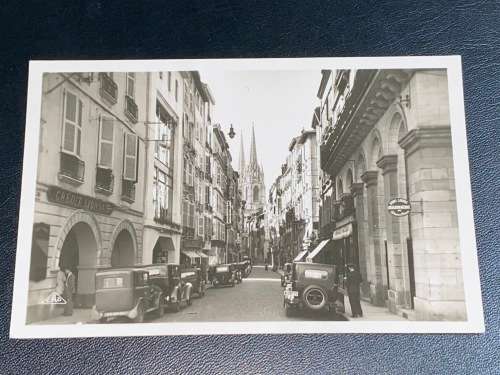 1940 BAYONNE RUE PORT - NEUF  FRANCE POSTCARD