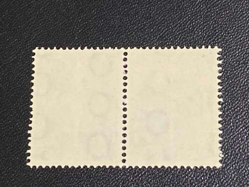 NEDERLAND #660  10C  PAIR 1955 MNH