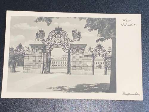 1940 VIENNA AUSTRIA BELVEDERE POSTCARD