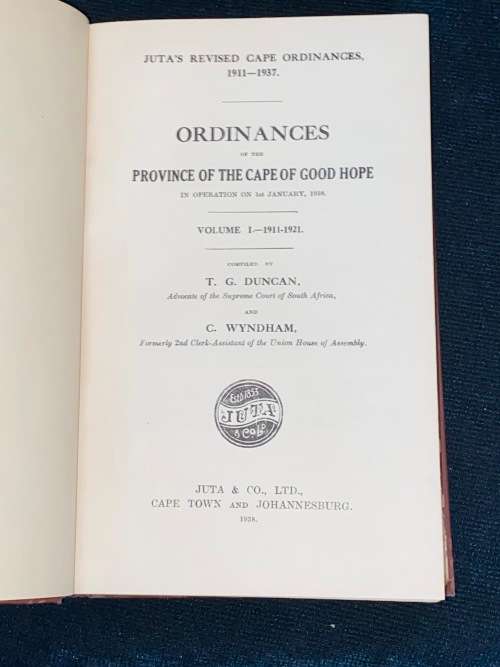 JUTA`S REVISED CAPE ORDINANCES 1911-1937 2 VOLUMES