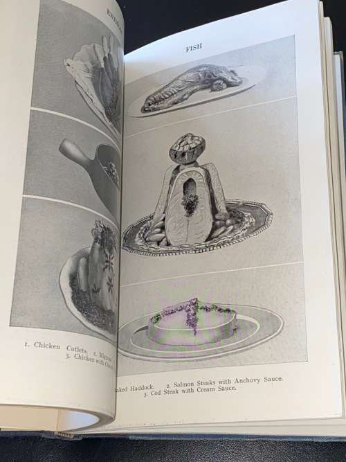 MRS BEETON`S FAMILY COOKERY  RECIPE BOOK 1923