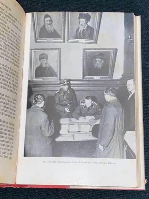 THE HISTORY OF THE GESTAPO BY JACQUES DELARUE