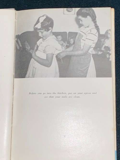 LITTLE BETTY`S COOKERY BOOK FOR CHILDREN BY HILDA GERBER