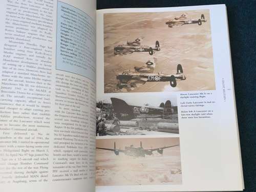 AIRCRAFT OF WORLD WAR II A VISUAL ENCYCLOPEDIA BY MICHAEL SHARPE, JERRY SCUTTS AND DAN MARCH