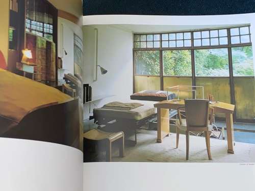 LA MAISON DE VERRE BY PIERRE CHAREAU