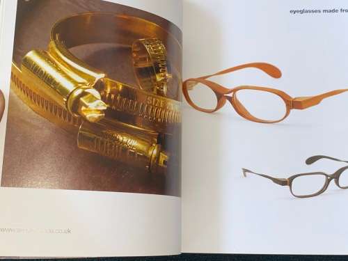 COOLHUNTING A GUIDE TO HIGH DESIGN AND INNOVATION BY DAVE EVANS