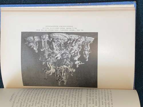 PORCELAIN AS AN ART AND A MIRROR OF FASHION BY ROBERT SCHMIDT