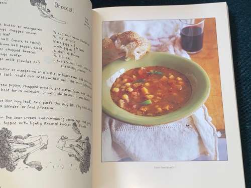 THE NEW MOOSEWOOD COOKBOOK BY MOLLIE KATZEN 1ST EDITION