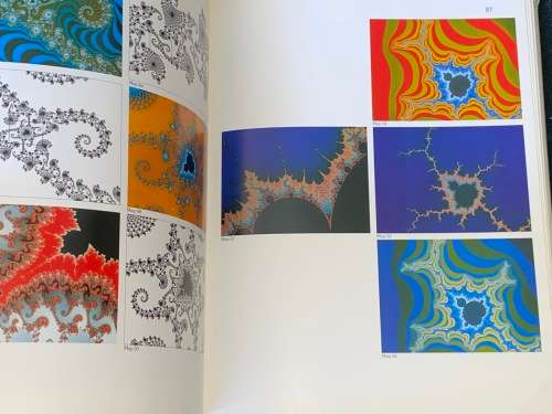 THE BEAUTY OF FRACTALS IMAGES OF COMPLEX DYNAMICAL SYSTEMS BY H.O. PEITGEN AND P.H. RICHTER