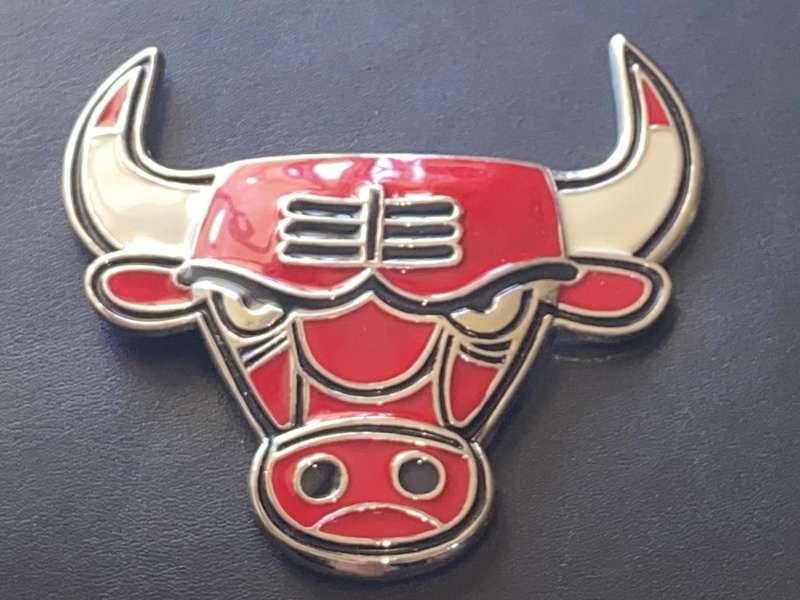 CHICAGO BULLS METAL BELT BUCKLE