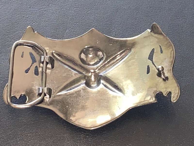 METAL SKULL AND DAGGER BELT BUCKLE
