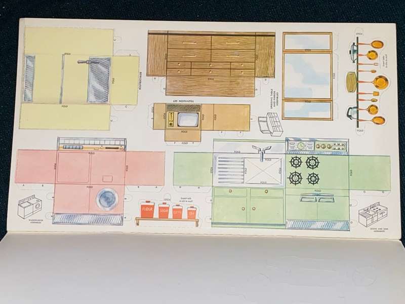VINTAGE DOLL`S HOUSE COMPLETE HOUSE AND FURNITURE TO PUNCH OUT AND ASSEMBLE
