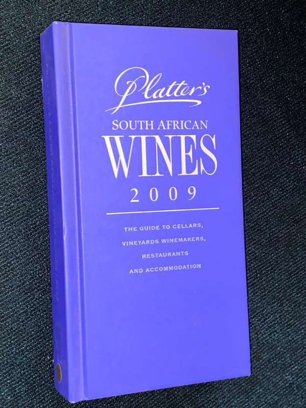 JOHN PLATTER`S GUIDE OF SOUTH AFRICAN WINE 2009