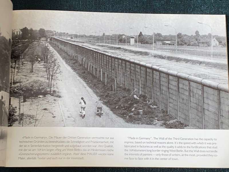 THE WALL SPEAKS - BERLIN WALL