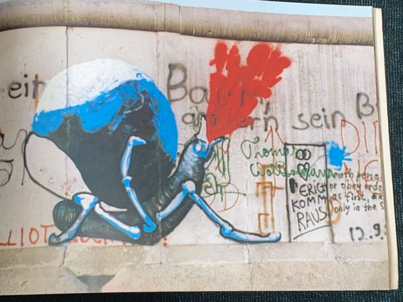 THE WALL SPEAKS - BERLIN WALL