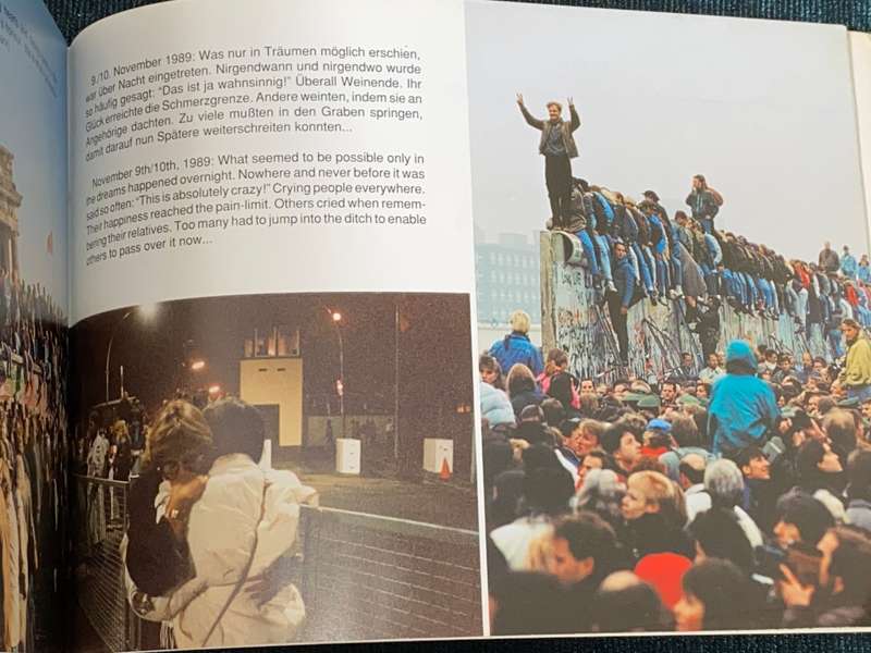 THE WALL SPEAKS - BERLIN WALL