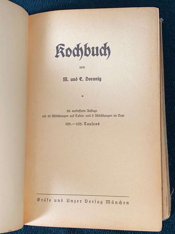 KOCHBUCH VON M. UND E. DOENNIG