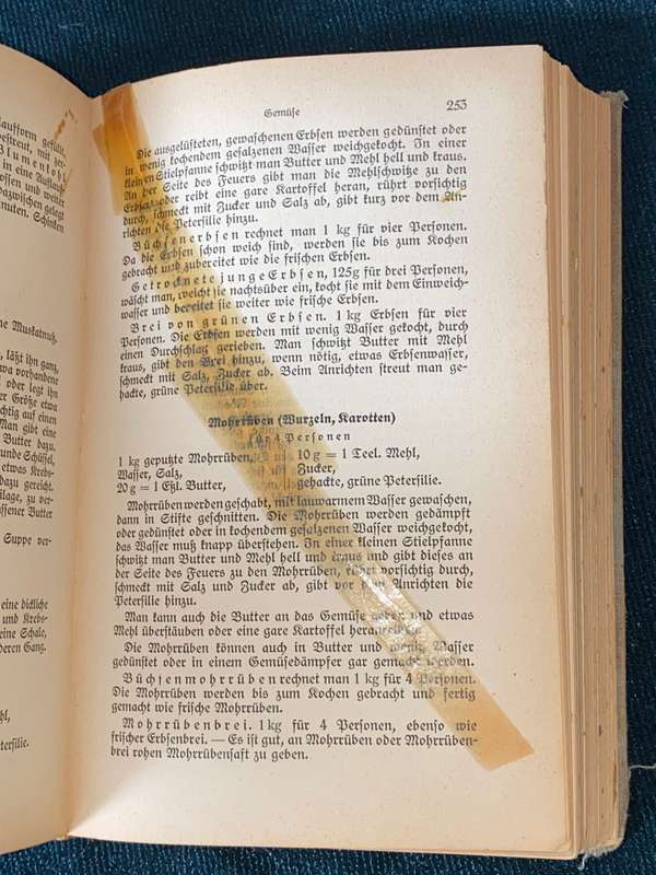 KOCHBUCH VON M. UND E. DOENNIG