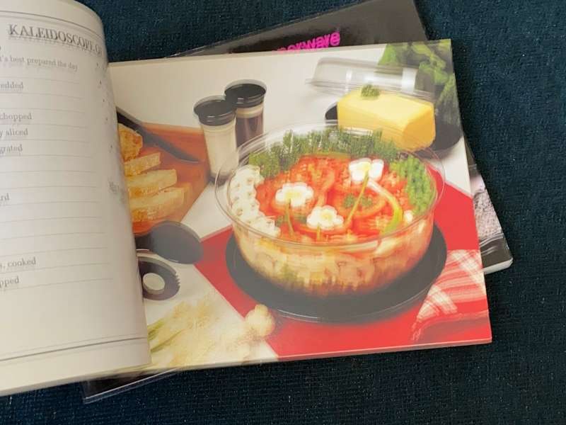 TUPPERWARE FAVOURITES / FAVOURITES 2