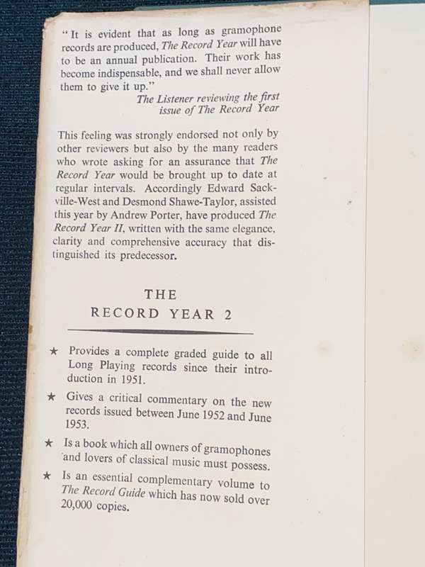 THE RECORD YEAR 2 A GUIDE TO THE YEAR`S GRAMOPHONE RECORDS