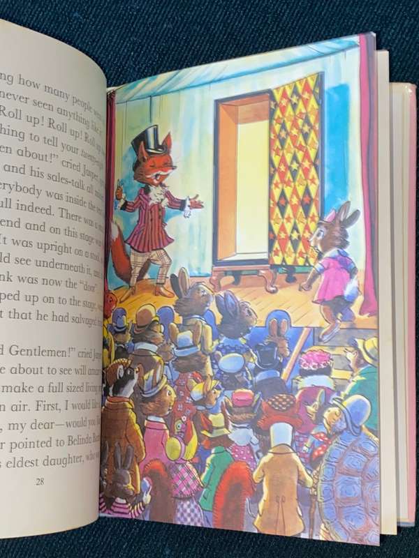 A WOODSEY NEWTON LIBRARY BOOK THE MAGIC BOX OF SCALLYWAG FOX
