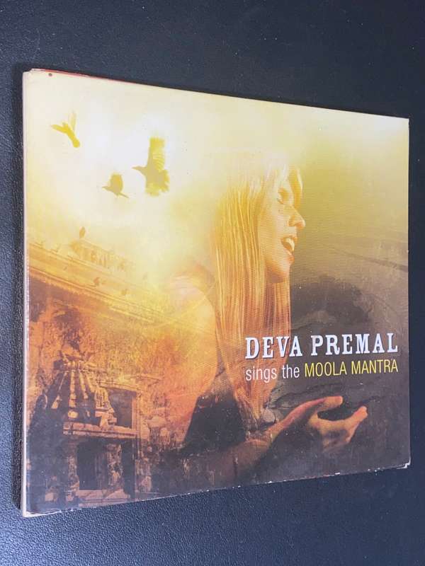DEVA PREMAL SINGS THE MOOLA MANTRA CD
