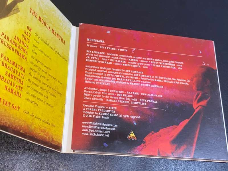 DEVA PREMAL SINGS THE MOOLA MANTRA CD