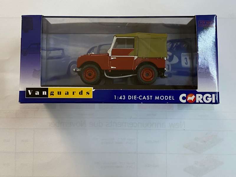 CORGI  LAND ROVER SERIES 1 80 POPPY RED
