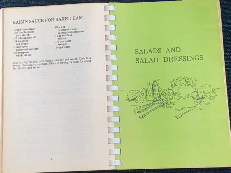 TONY CHACHERE`S CAJUN COUNTRY COOKBOOK