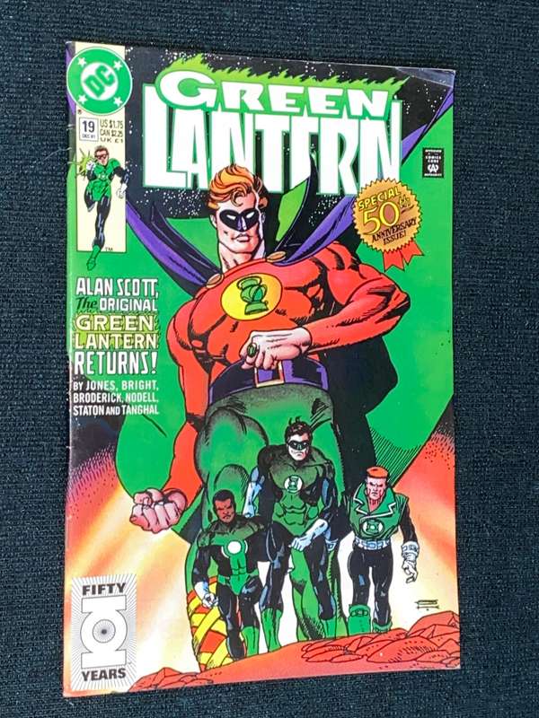 DC COMICS #19 GREEN LANTERN