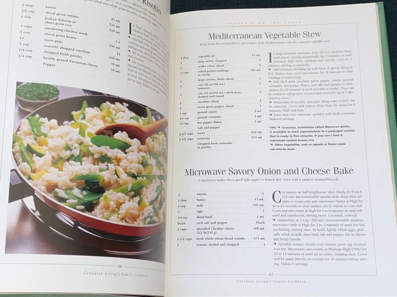 CANADIAN LIVING`S FAMILY COOKBOOK