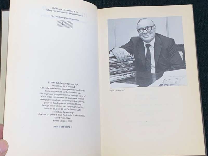 HULDE AAN J.D. SAAMGESTEL DEUR DANIE BOTHA LIMITED EDITION