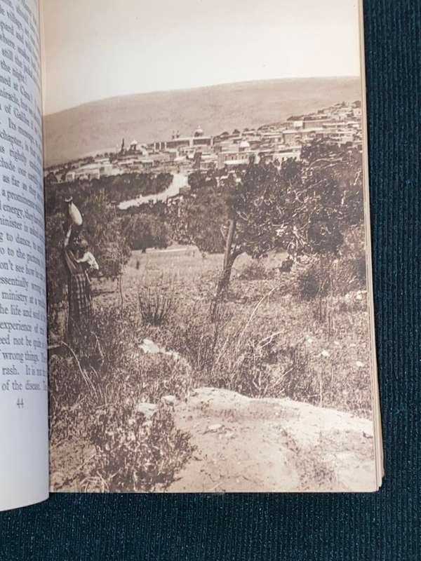 IT HAPPENED IN PALESTINE BY LESLIE D. WEATHERHEAD 1936