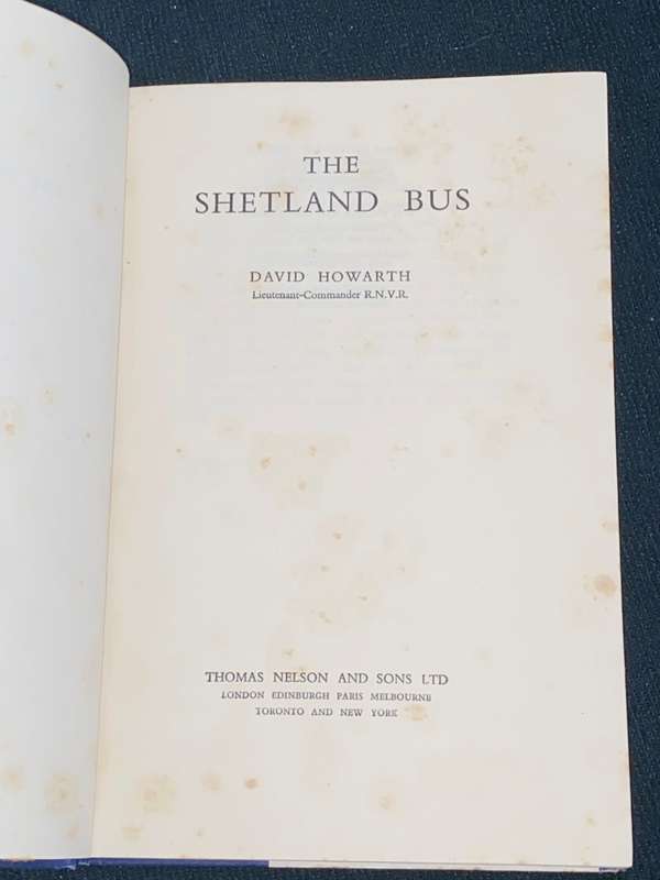 THE SHETLAND BUS BY DAVID HOWARTH