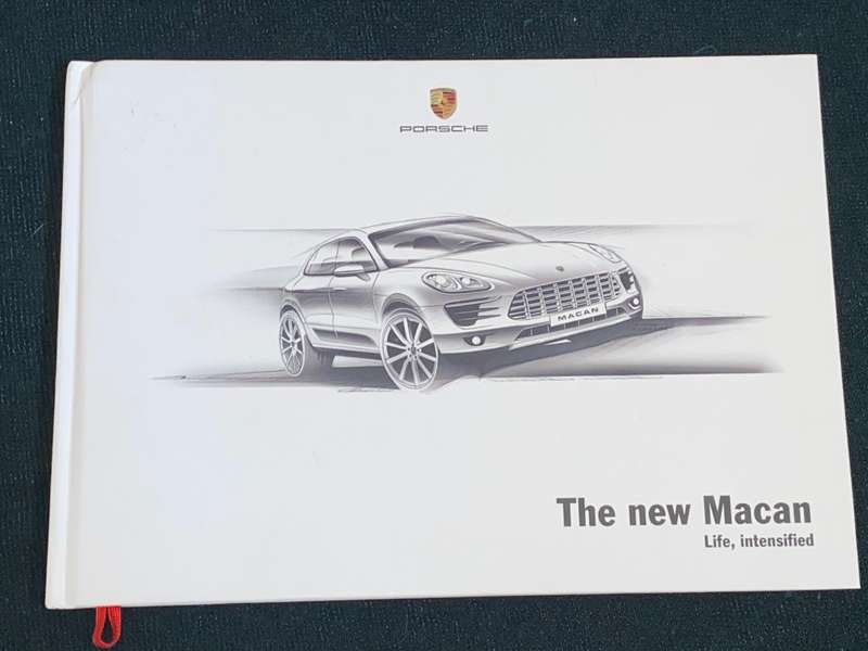 PORSCHE THE NEW MACAN