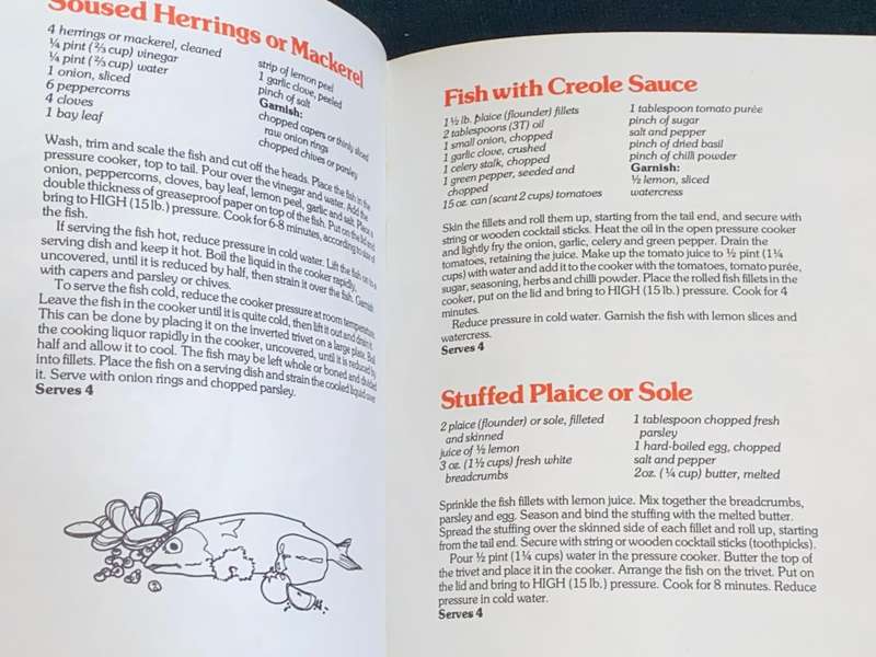 THE COLOUR BOOK OF PRESSURE COOKING