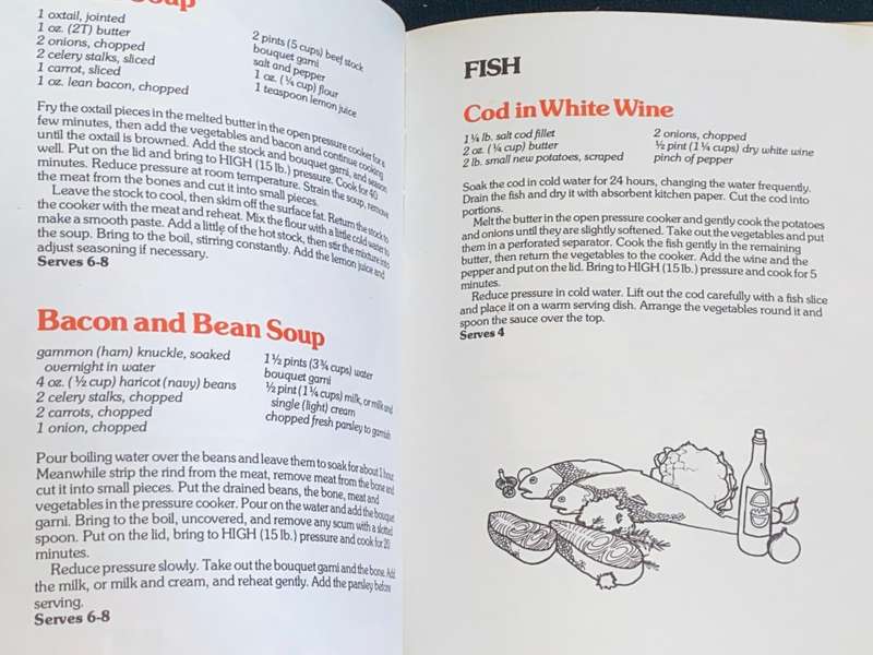 THE COLOUR BOOK OF PRESSURE COOKING