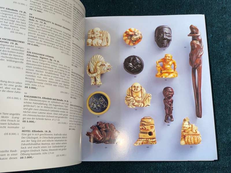 NETSUKE AUCTION CATALOGUE  1998