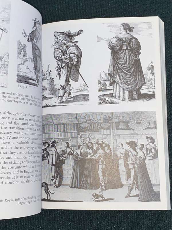 COSTUME & FASHION A CONCISE HISTORY BY JAMES LAVER
